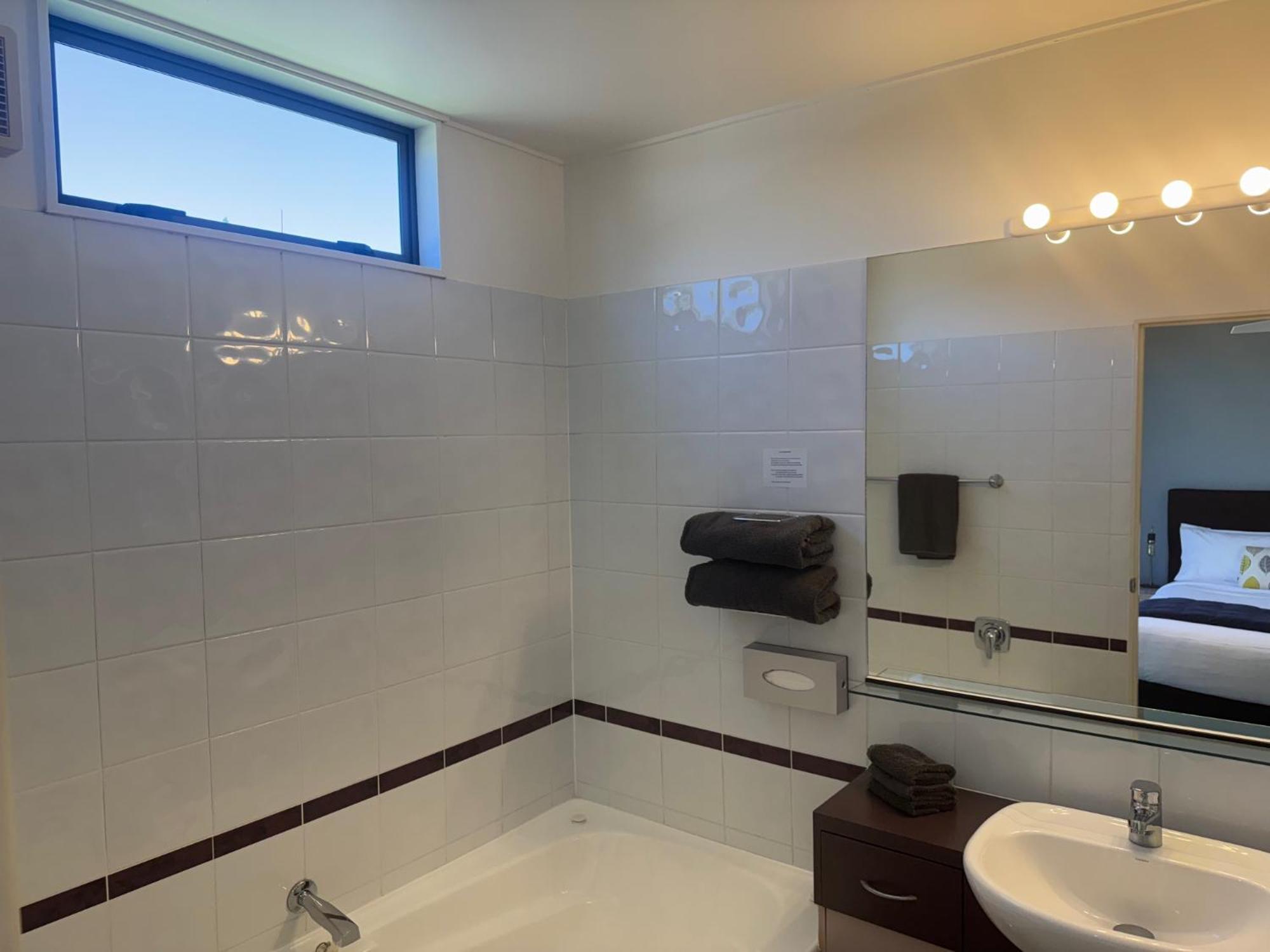 Academy Motor Inn Тауранга Экстерьер фото